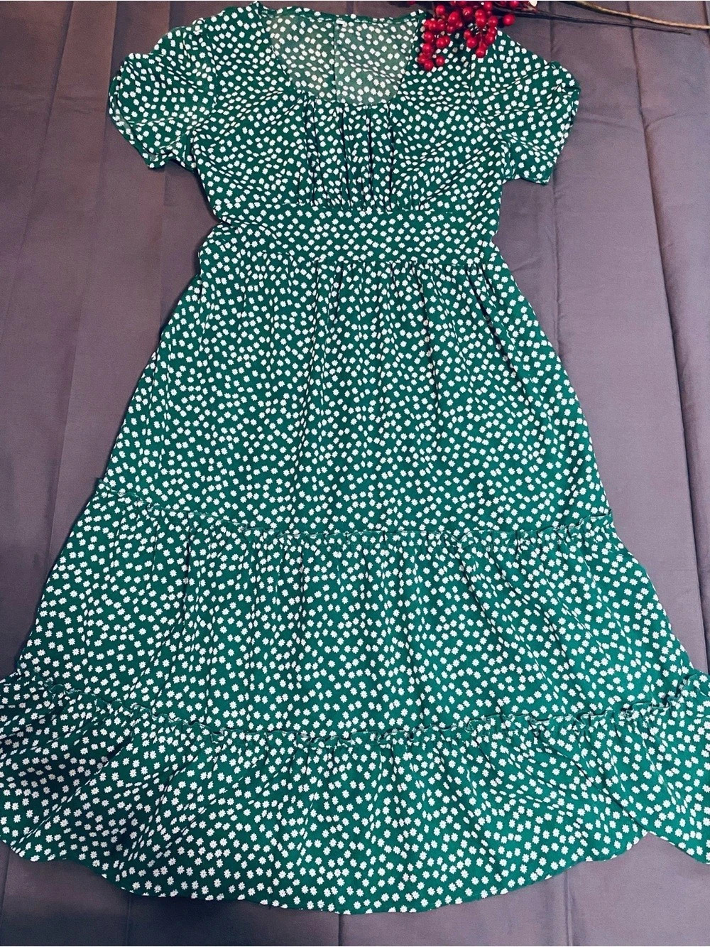 Green & White Polka Dot Maxi Dress Like New